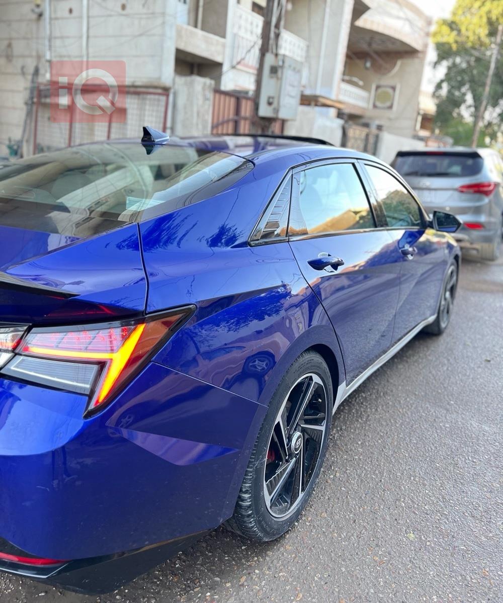 هیوندای ئەلەنترا